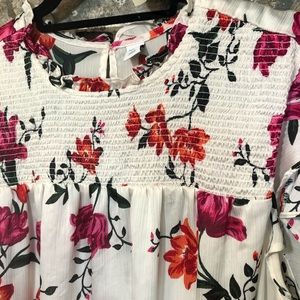Old Navy women’s floral blouse. XXL